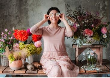 عکاسی با دسته گل: از انتخاب زمان تا ژستهای هنری