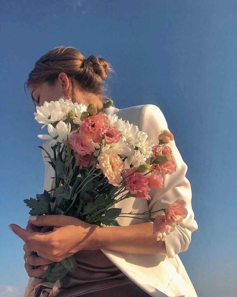 عکاسی با دسته گل: از انتخاب زمان تا ژستهای هنری